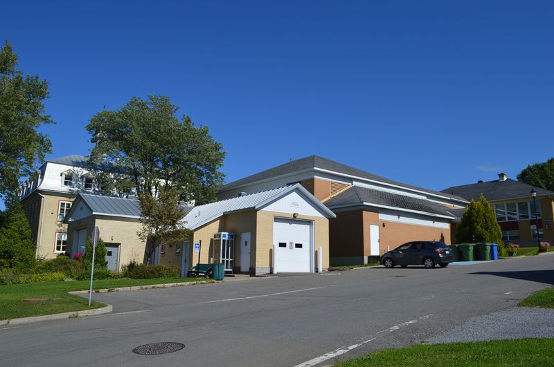 École primaire de SainteFamille Répertoire du patrimoine culturel du