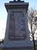 Monument des Braves. Vue latérale droite inscription
