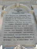 Plaque du monument de Samuel de Champlain (français). Vue avant