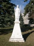 Monument de Saint-Cyprien. Vue avant