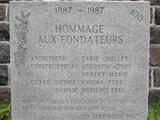 Plaque du centenaire de la construction de l'église de Notre-Dame-des-Neiges. Vue avant
