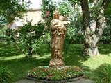 Monument de la Vierge à l'Enfant Jésus