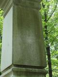 Monument du chevalier Olivier Robitaille M. D.