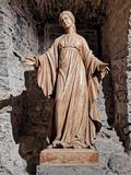 Statue (Notre-Dame de Bon-Secours). Vue de face