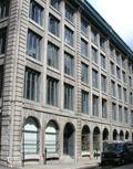 Magasins de l'Hôtel-Dieu IX. Vue avant