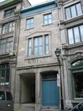 216-218, rue Saint-Paul Ouest / 207, place D'Youville. Vue arrière