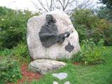 Monument de Félix Leclerc. Vue avant