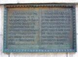 Plaque du chantier de construction de vaisseaux et premier bureau de douanes. Vue avant