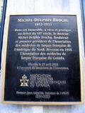 Plaque de Michel-Delphis Brochu. Vue avant