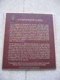 Plaque de l'Université Laval. Vue avant