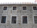 Maison Clément-Sabrevois-de-Bleury. Détail. Vue avant