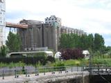 Élévateur B. Vue latérale