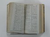 Livre (L'office de la Semaine sainte et de celle de Pâque [sic] : en latin et en françois selon le missel et bréviaire romain : au quel on a ajouté un exercice pour entendre la messe, l'explication des cérémonies, des réflexions, et les pseaumes de la pénitence). Intérieur de l'imprimé et signature de Pierre-Joseph-Olivier Chauveau