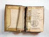Livre (C. Plinii Secundi Historiae mundi libri XXXVII : a sigismundo gelenio ... (Tome III)). Page de titre