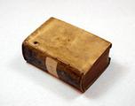 Livre (C. Plinii Secundi Historiae mundi libri XXXVII : a sigismundo gelenio ... (Tome III)). Extérieur de l'imprimé