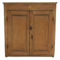 Armoire. Vue avant