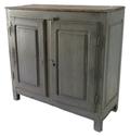 Armoire basse. Vue d'angle