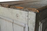 Armoire basse. Vue de détail