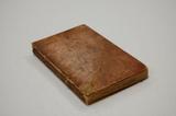 Livre (The elements of French conversation : with new, familiar, and easy dialogues, each prefaced by a suitable vocabulary, in French and English. Designed particularly for the use of schools). Extérieur de l'imprimé