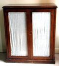 Armoire vitrée