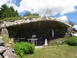 Grotte de Notre-Dame-de-Lourdes. Vue avant