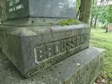 Monument de la famille Boucher de La Bruère