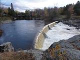 Barrage du Moulin-des-Chutes (Bernard). Vue avant de l'aval