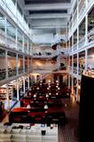 Édifice Gilles-Hocquart. Vue intérieure de la salle de lecture (ancien musée du HEC.