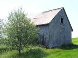 Vieille maison située sur le terrain du 426, 4e Rang Sud