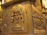 Tabernacle. Vue de détail. Porte de la réserve eucharistique.