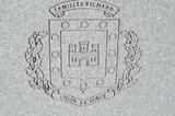Monument de Pierre Richard marié à Françoise Miville, Vue de détail