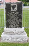Monument d'Antoine Boutin et Geneviève Gaudin, Vue arrière