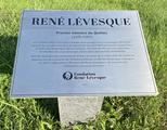 Plaque en hommage à René Lévesque