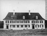 Manoir Manvide, île d'Orléans, QC, vers 1930, Musée McCord, MP-0000.25.326