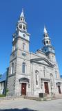 Église du Sault-au-Récollet. Vue d'angle de la façade