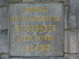 Socle de la Statue-Équestre-de-Saint-Georges. Vue de détail