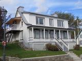 6373-6375, avenue Royale