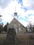 Plaque de l'église d'Odanak. Vue latérale