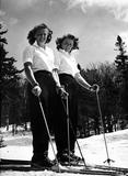 Wurtele, Rhona. Rhoda et Rhona Wurtele (1943) Mont-Tremblant