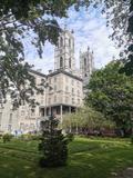 Basilique Notre-Dame de Montréal. Vue depuis le jardin du séminaire Saint-Sulpice