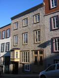9-9 3/4, rue Sainte-Ursule. Vue avant