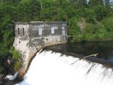 Barrage-déversoir et prise d'eau de la Chute-Montmorency. Vue d'ensemble