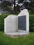 Monument de David Létourneau. Vue avant