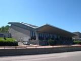 Stade et aréna de l'Université de Montréal. Vue latérale