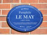 Plaque de Pamphile Le May. Vue avant