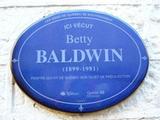 Plaque de Betty Baldwin. Vue avant