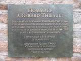 Plaque de Gérard Thibault. Vue avant