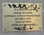 Plaque de Jacques Hurtubise. Vue avant
