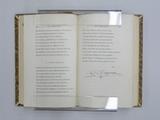 Livre (Iambes et poèmes). Intérier de l'imprimé avec signature