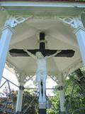 Sculpture (Christ en croix). Vue avant